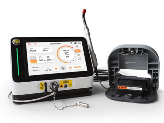 Jak laser 980nm působí na nehty?